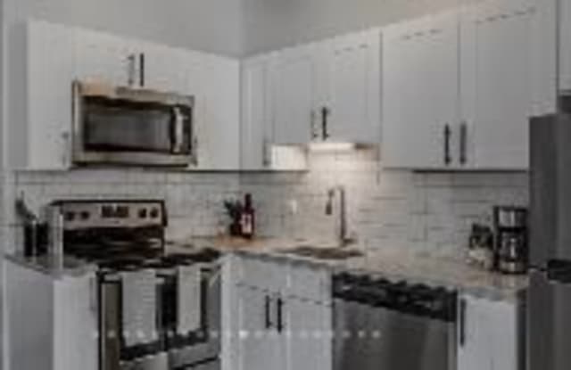 6807 N Sheridan Rd 602 - 6807 N Sheridan Rd, Chicago, IL 60626