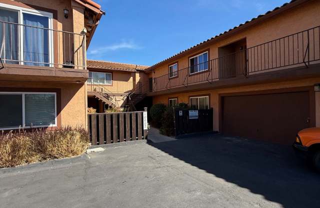 Spacious 2 Bedroom 2 Bathroom Home in Spring Valley Gallery 3