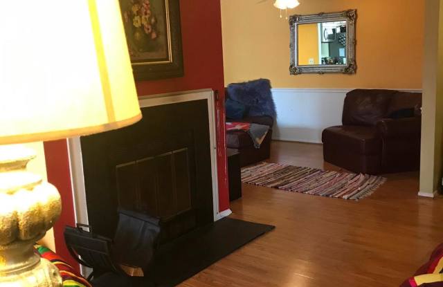 18030 CHALET DRIVE Gallery 2
