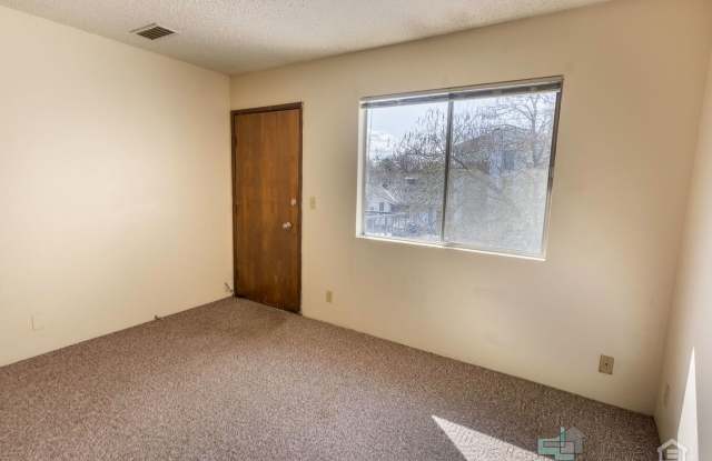 BEAUTIFULLY RENOVATED STUDIO APARTMENTS photos photos