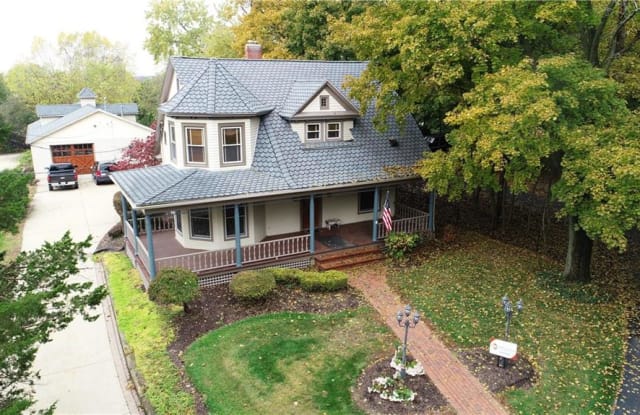 6438 Ridge Rd - 6438 Ridge Road, Medina County, OH 44281