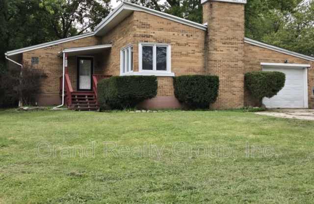 880 Ferndale St photos photos