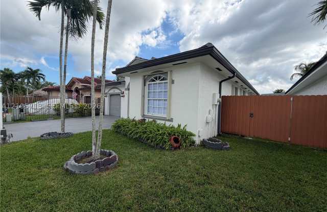 14112 SW 168th Ln Gallery 4