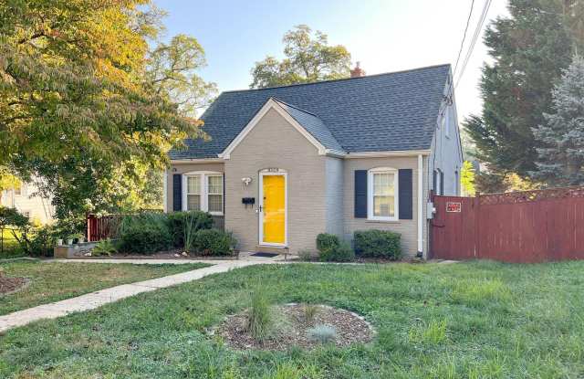 10159 SUTHERLAND Road photos photos