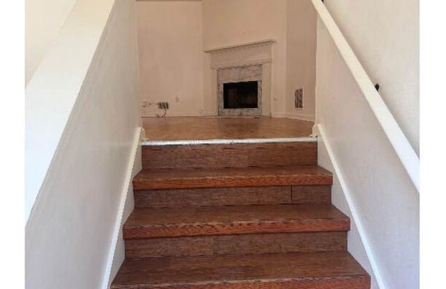 5741 WELLBORN OAKS Court Gallery 2
