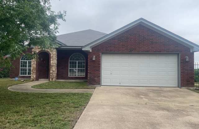 4 BEDROOM, EASY COMMUTE photos photos