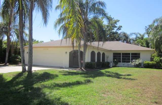 5716 Riverside Drive photos photos