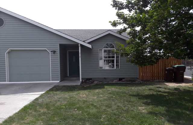 Cute Duplex Prineville photos photos