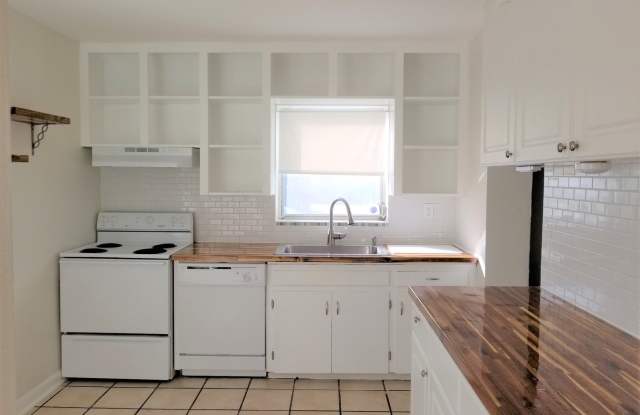 Spacious Gulfport Home On A Corner Lot Gallery 4
