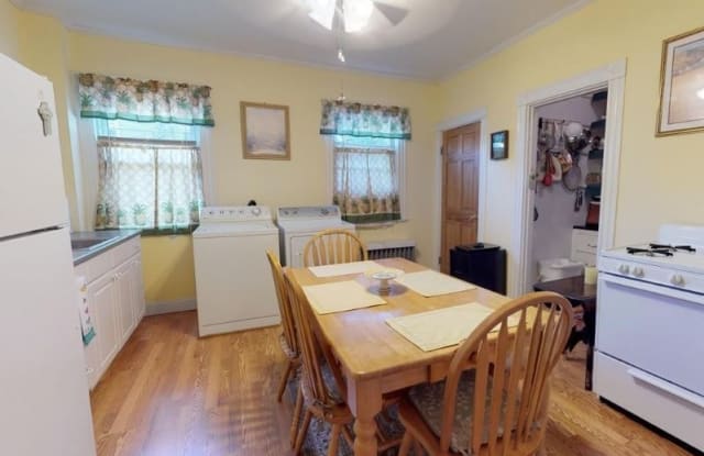 6 Everett Sq 1 - 6 Everett Square, Boston, MA 02134