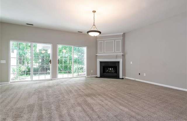 6647 Rothchild Drive Gallery 3