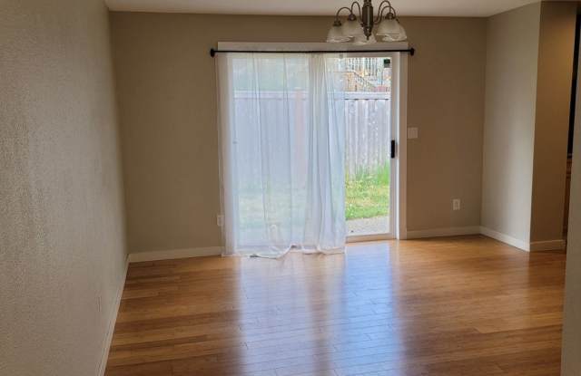 2613 Fircrest Pl. SE Gallery 2