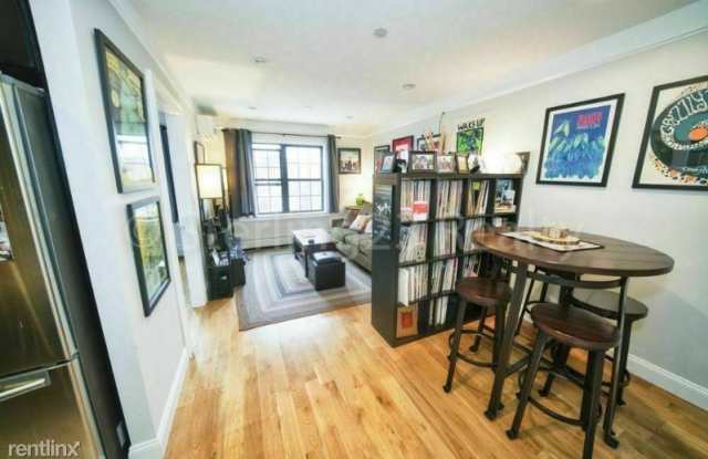 2122 Steinway St, Astoria NY 3 - 21-22 Steinway Street, Queens, NY 11105