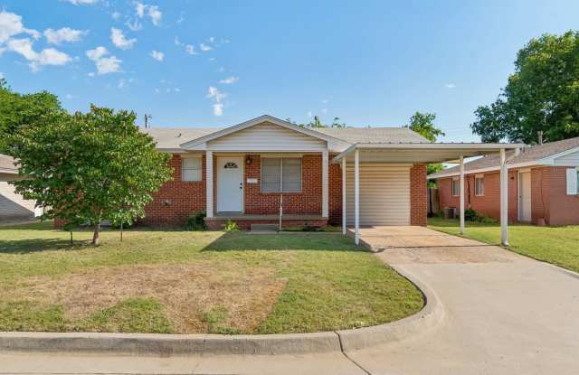 2 bed, 1 bath home in Moore, OK photos photos 2 bed, 1 bath home in Moore, OK photos photos