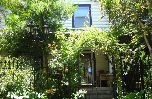 611 W. 44th street - 611 West 44th Street, Kansas City, MO 64111