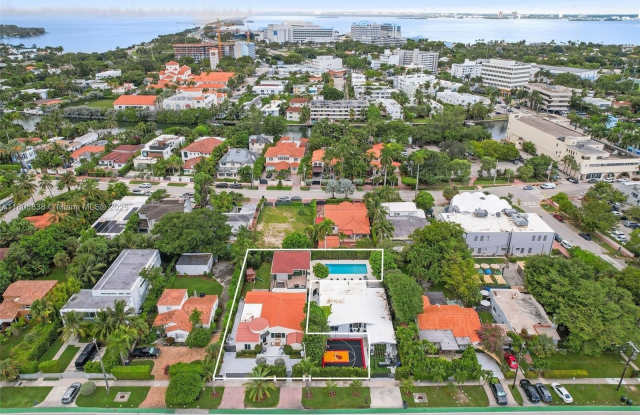 3748 Prairie Ave photos photos
