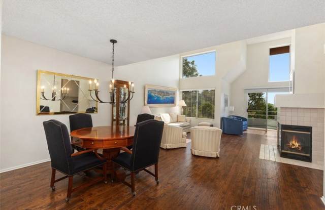 27864 Emerald photos photos