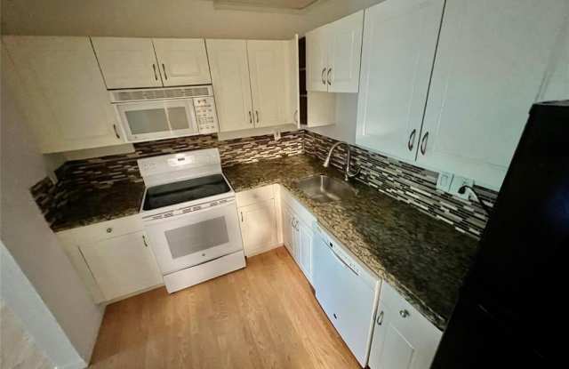 760 SE 2ND AVE photos photos