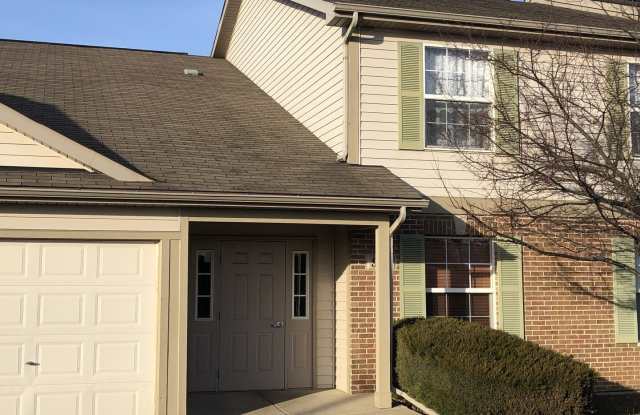 928 N Village Drive photos photos