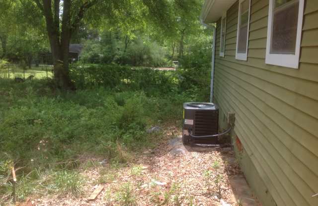 2405 Sherwood Pl, COBB COUNTY Gallery 3