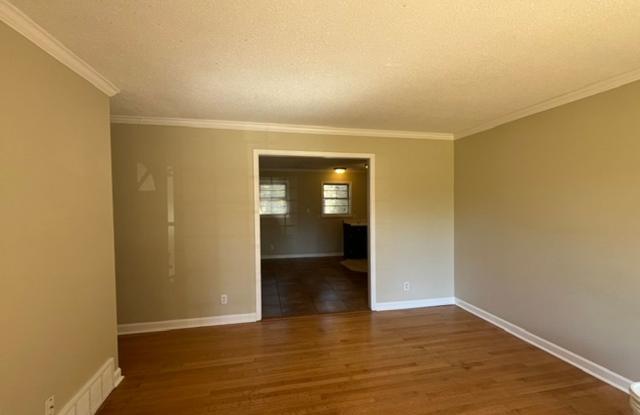 Renovated 3 Bedroom 1.5 Bath Home for Rent!! Gallery 3