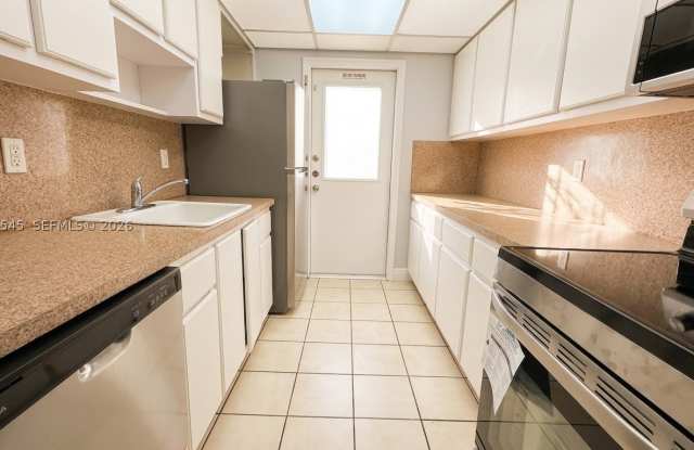 7847 Miller Dr Gallery 3