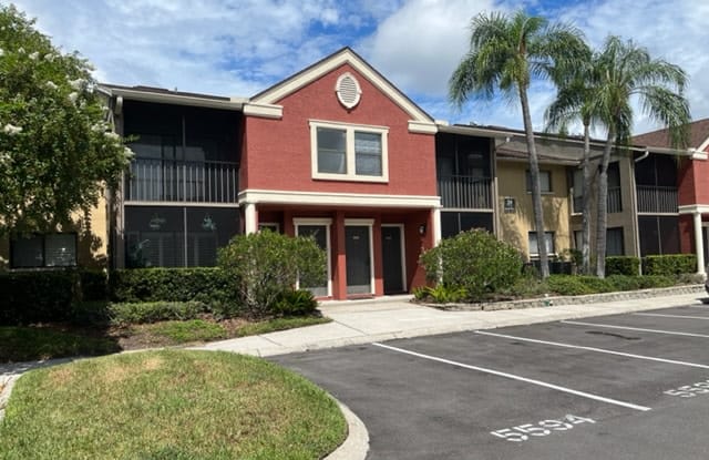 5568 Baywater Dr - 5568 Baywater Drive, Town 'n' Country, FL 33615