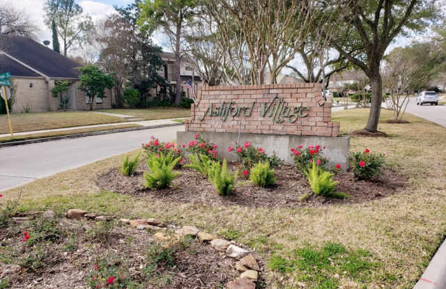 12003 Waldemar Dr - 12003 Waldemar Drive, Houston, TX 77077
