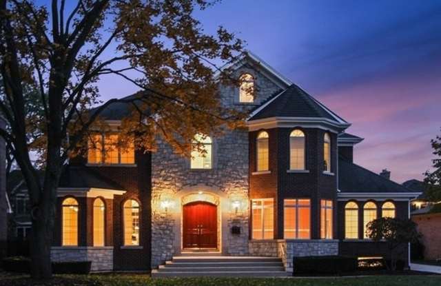 2037 De Cook Avenue - 2037 De Cook Avenue, Park Ridge, IL 60068