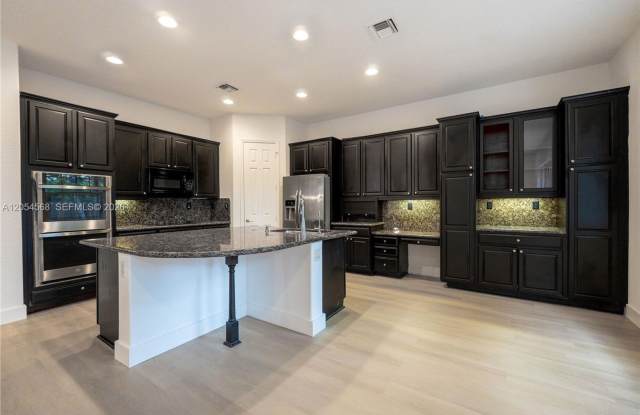 11213 NW 71st Terrace, Doral, FL 33178 - 3788 photos photos