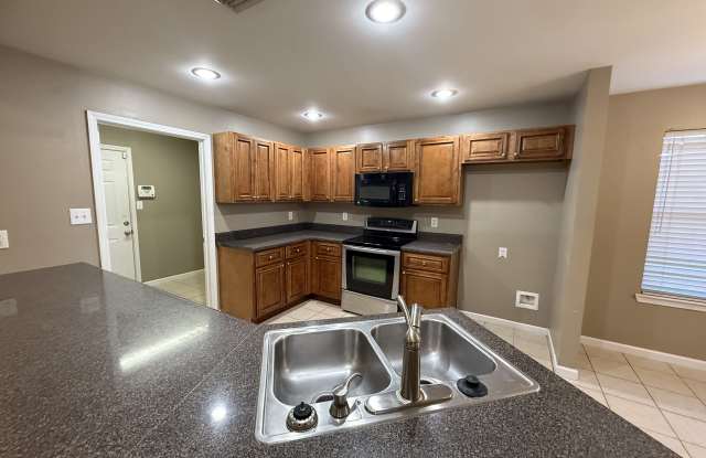 14611 Silver Oaks Loop Gallery 4