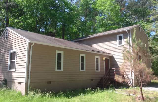 Country living in Glen Allen three bedroom2.5 bath home. photos photos