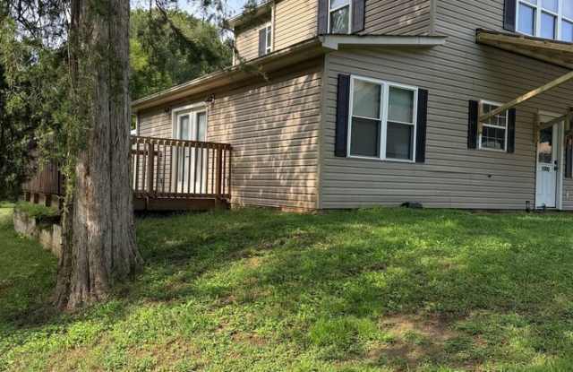 1008 Oak Trail Circle Gallery 2