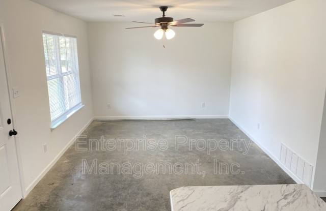 2963 Lake Park Rd. Gallery 2