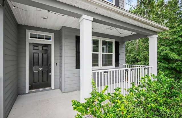 2023-Built 5BR Cul-de-Sac Home with Fenced Yard & Resort Amenities Gallery 4
