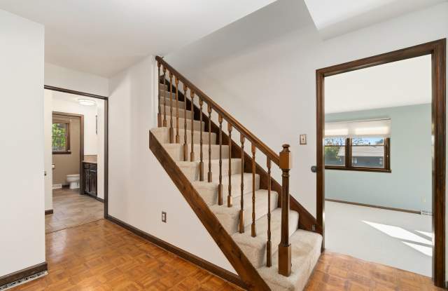 7404 Queen Circle Gallery 4