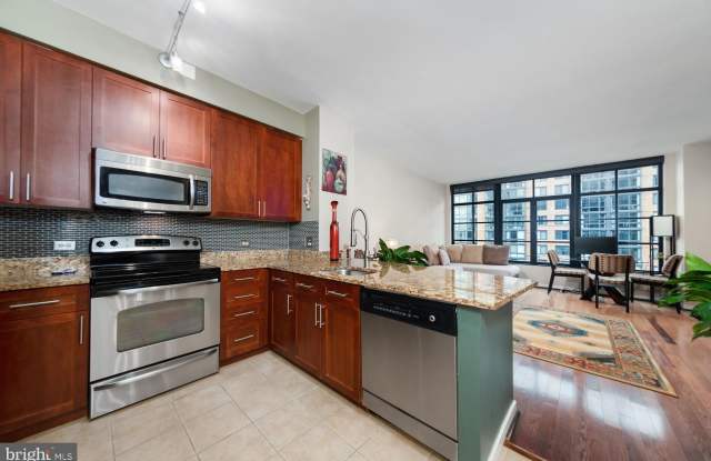 437 NEW YORK AVENUE NW - 437 New York Avenue Northwest, Washington, DC 20001