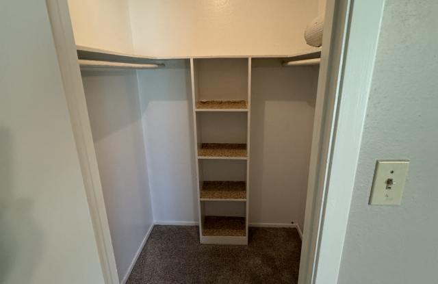 543 West Jefferson Street - 543 West Jefferson Street, Van Alstyne, TX 75495