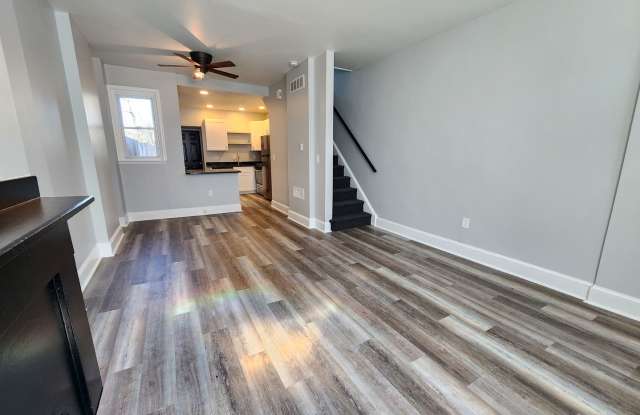 FULLY REMODELED 2 STORY TOWNHOME IN UNIVERSITY CITY! AUGUST 15 photos photos