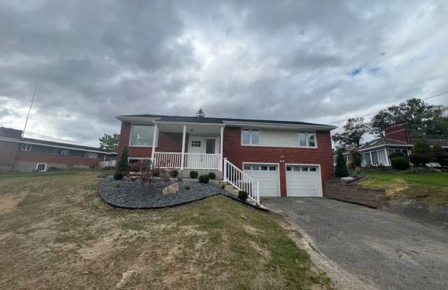 Beautifully Renovated 4 Bed/ 2 Bath with 2 Car Garage - 204 Highway View Drive, Washington County, PA 15317 Beautifully Renovated 4 Bed/ 2 Bath with 2 Car Garage - 204 Highway View Drive, Washington County, PA 15317