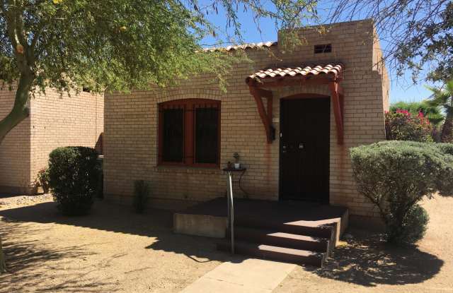 2201 N Edgemere Street - 2201 North Edgemere Street, Phoenix, AZ 85006