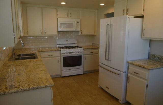 426 Hanford Glen Gallery 3
