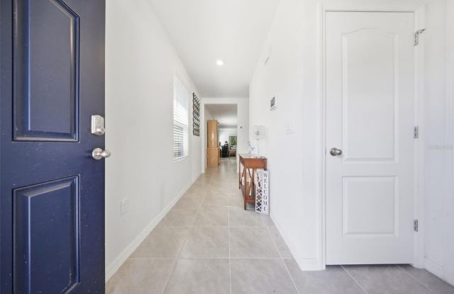 479 PELHAM PARK Drive Gallery 2