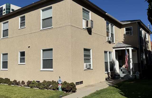 144 N Maple St photos photos