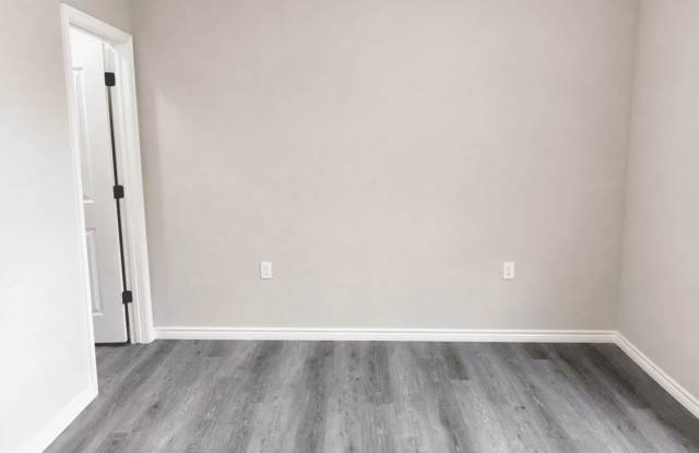 7602 Windsor Oaks Gallery 4