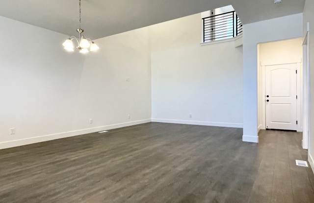 Modern Townhome at Mountain Ridge! Gallery 4