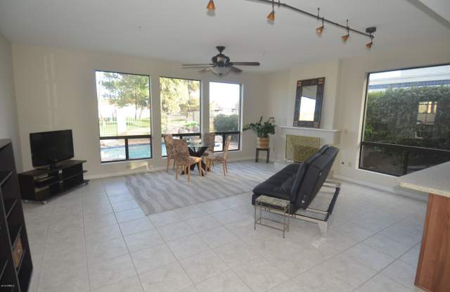 11729 N 80TH Place Gallery 3