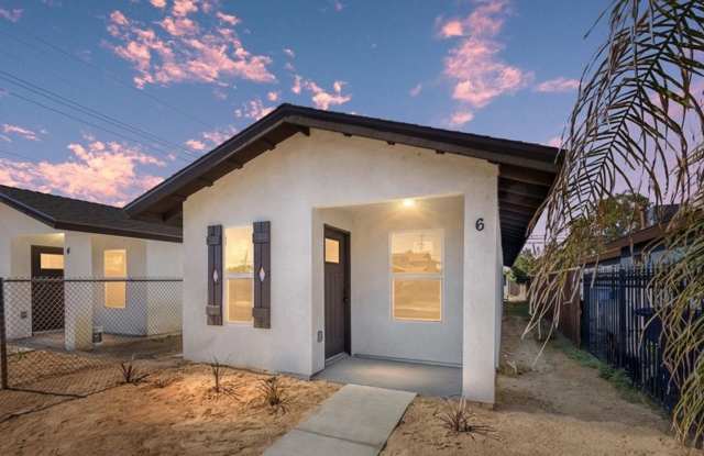 3 Bedroom Single Family Home in Bakersfield photos photos