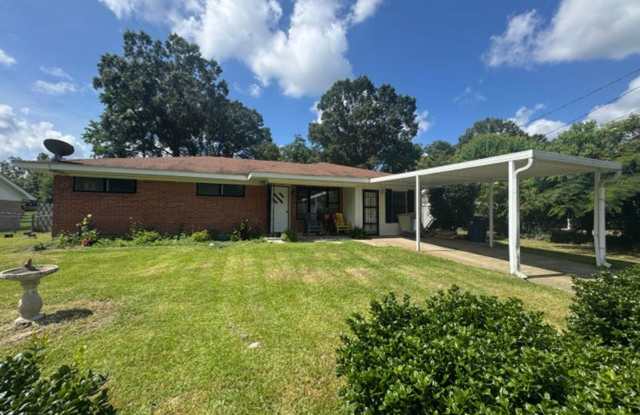 115 Nelda Drive Gallery 1