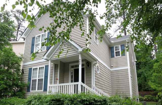305 Laurel Avenue - 305 Laurel Avenue, Carrboro, NC 27510 305 Laurel Avenue - 305 Laurel Avenue, Carrboro, NC 27510